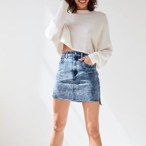 Aritzia | Skirts | Aritzia Wilfred Free 
